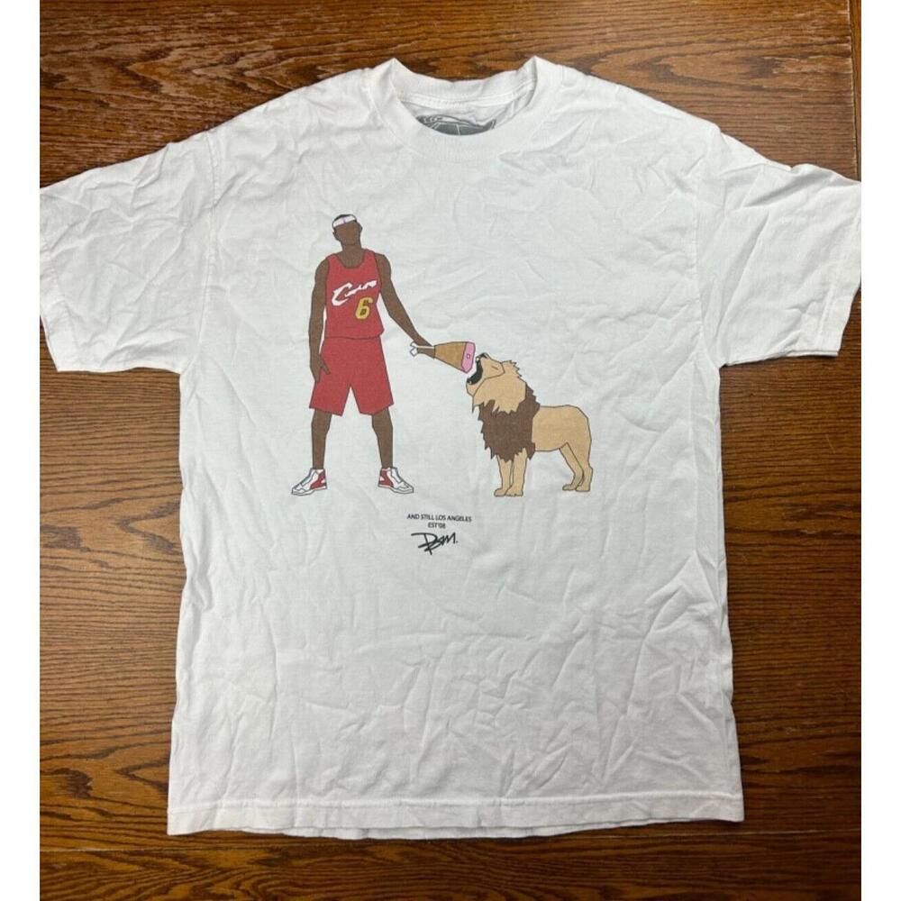 Lebron James King James Lion Shirt  And Still La Brea Los Angles Streetwear